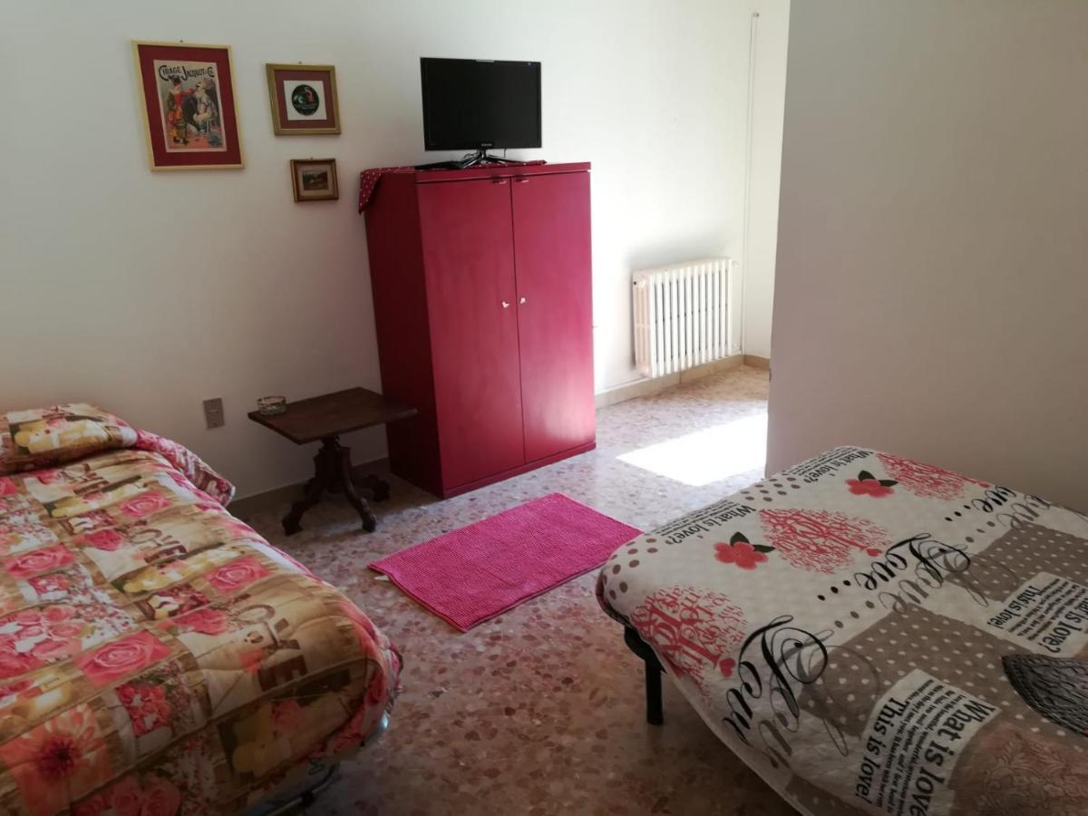 Villa Pietro Pescara Szoba fotó